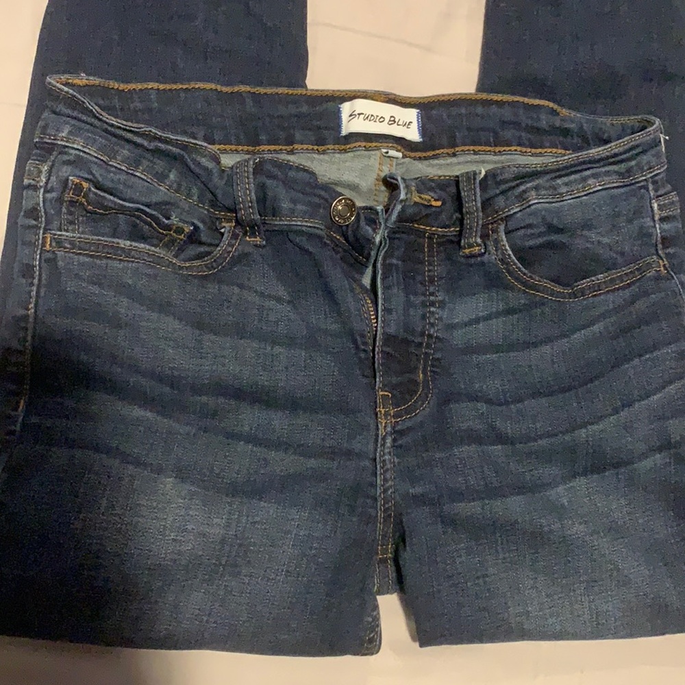 Studio Blue size 8 skinny jeans